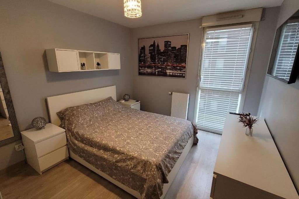 Appartement Voie Lactee Лион Екстериор снимка
